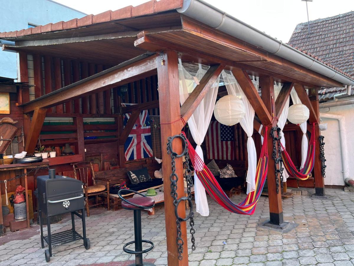 Eden * Bihać